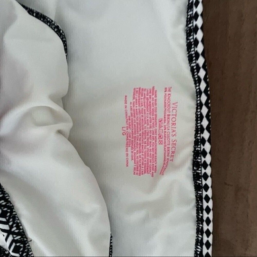 Victoria secret bottoms womens black white bikini bottoms large - Picture 3 of 4